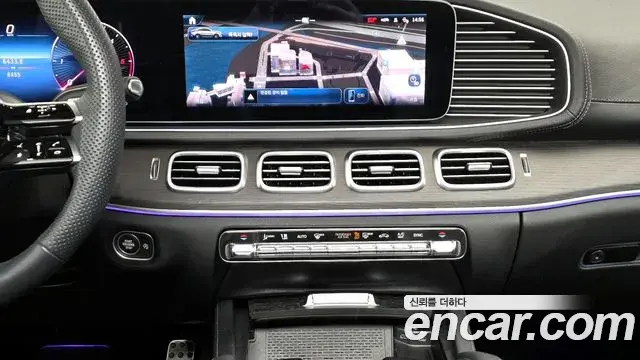 Mercedes-Benz GLE-Class 2024 — Фото 13/20