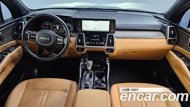 Kia Sorento 2023 — Фото 7/20