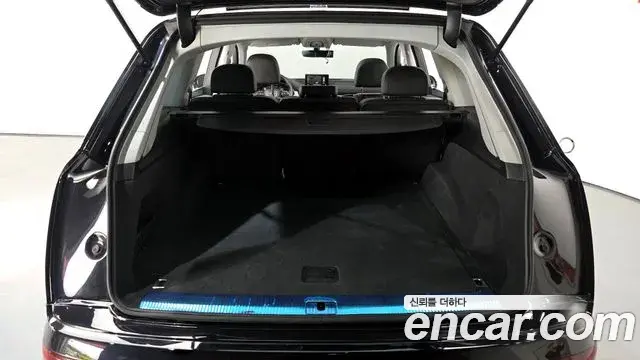 Audi Q7 2019 — Photo 15/20