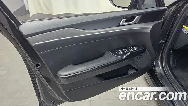 Kia K5 2020 — Şəkil 1/30
