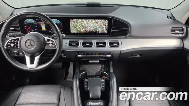 Mercedes-Benz GLE-Class 2020 — Photo 7/20