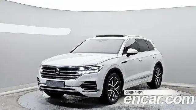 Volkswagen Touareg 2023 — Şəkil 11/20