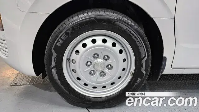 Hyundai Staria 2024 — ფოტო 12/30