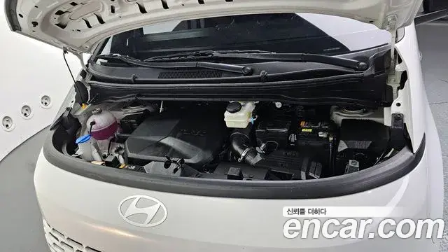 Hyundai Staria 2024 — ფოტო 2/30