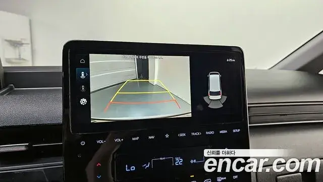 Hyundai Staria 2024 — ფოტო 10/30