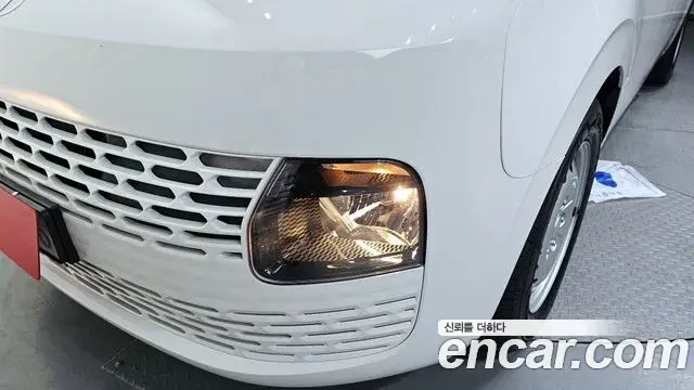 Hyundai Staria 2024 — ფოტო 13/30