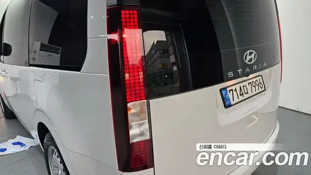 Hyundai Staria 2024 — ფოტო 11/30