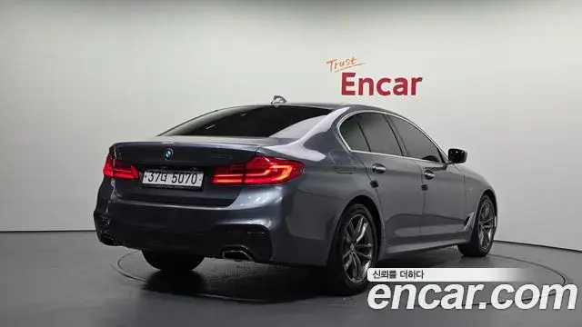 BMW 5 Series 2018 — Фото 2/20