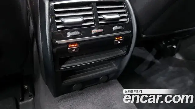 BMW 5 Series 2019 — ფოტო 20/33