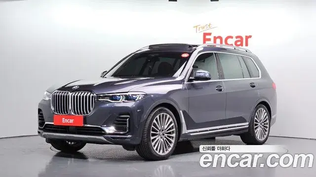 BMW X7 2020 — ფოტო 8/20