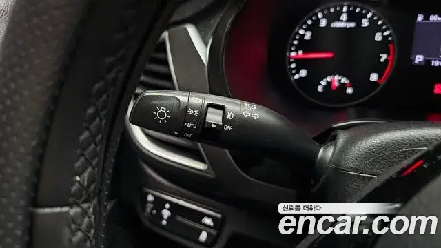 Kia Seltos 2021 — Şəkil 21/31