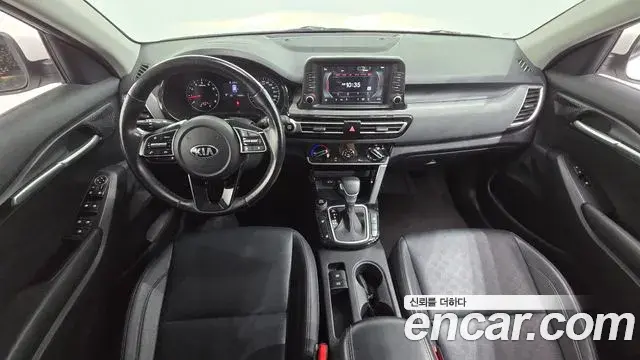 Kia Seltos 2021 — Photo 11/32