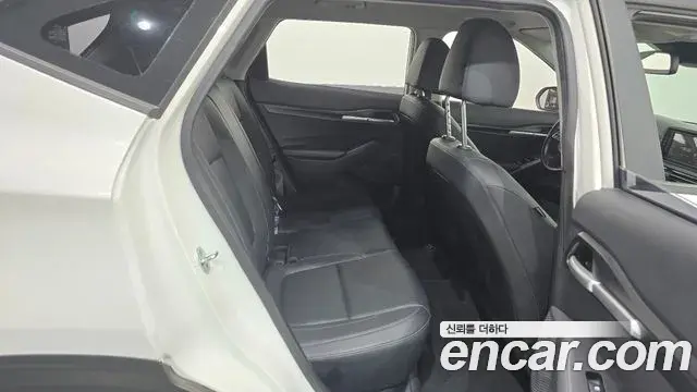 Kia Seltos 2021 — Photo 18/32