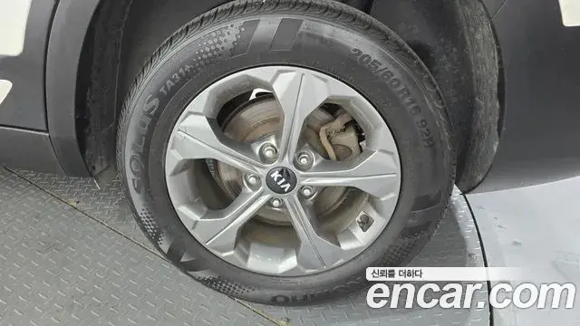 Kia Seltos 2021 — Photo 15/32