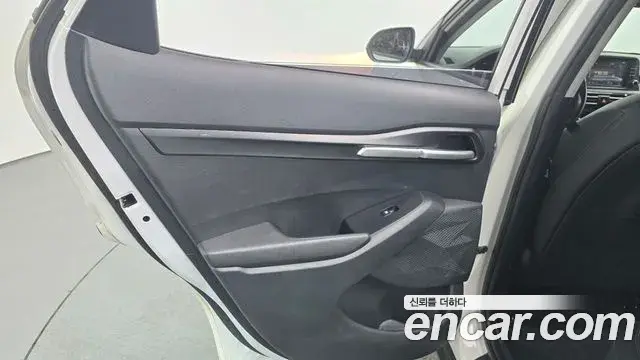 Kia Seltos 2021 — Photo 32/32