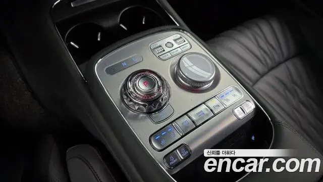 Genesis G90 2025 — Фото 9/20