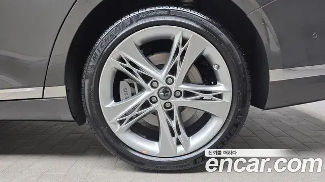 Genesis G90 2025 — Şəkil 16/36