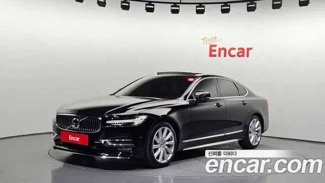 Volvo S90 2018 — Photo 8/20
