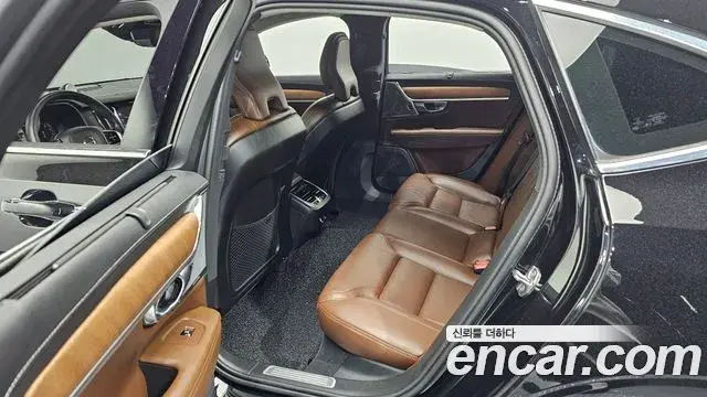 Volvo S90 2018 — Photo 13/20