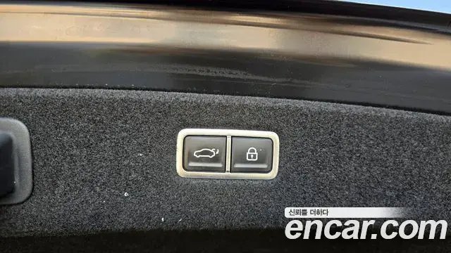 Genesis G90 2022 — ფოტო 34/37