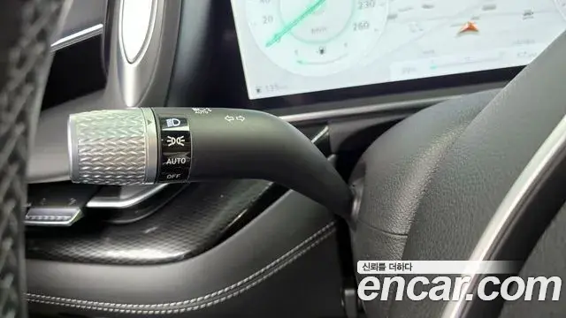 Genesis G90 2022 — ფოტო 23/37