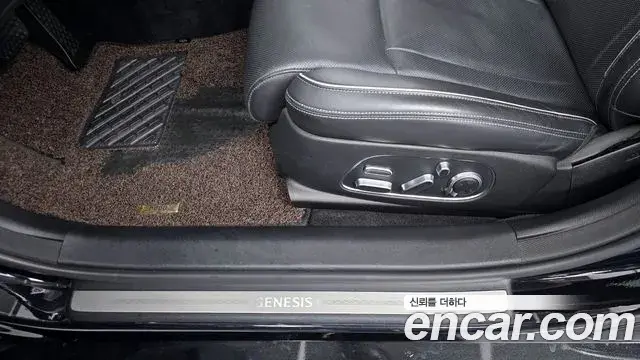 Genesis G90 2022 — ფოტო 37/37
