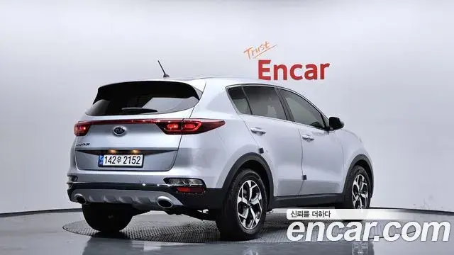 Kia Sportage The Bold 2021 — Фото 1/20