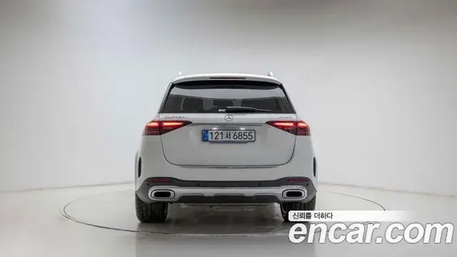 Mercedes-Benz GLE-Class 2025 — Photo 4/20