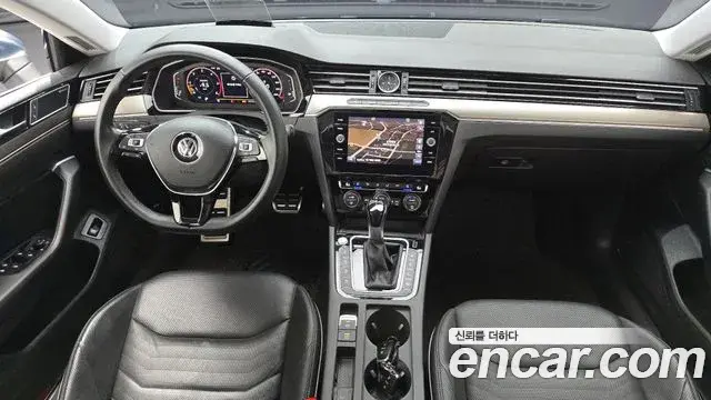 Volkswagen Arteon 2020 — Şəkil 23/31