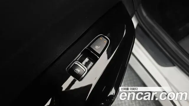 Kia K5 2024 — Photo 13/30