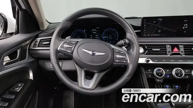 Genesis G70 2022 — Şəkil 13/20