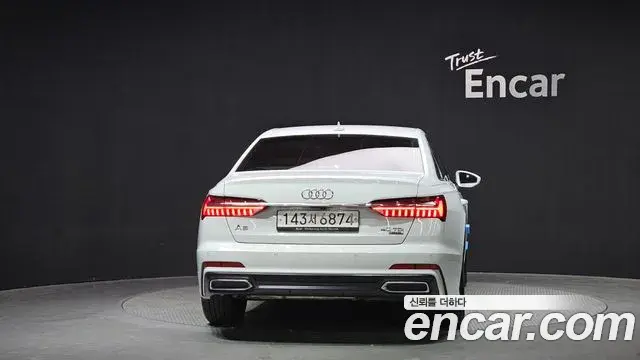 Audi A6 2020 — ფოტო 19/32