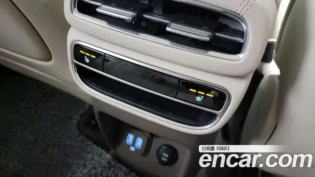 Genesis GV80 2022 — Şəkil 2/20