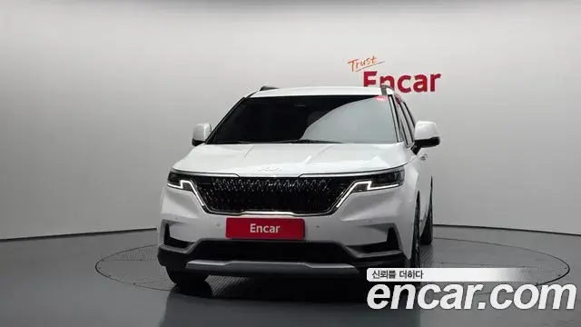 Kia Carnival 2022 — Фото 2/20