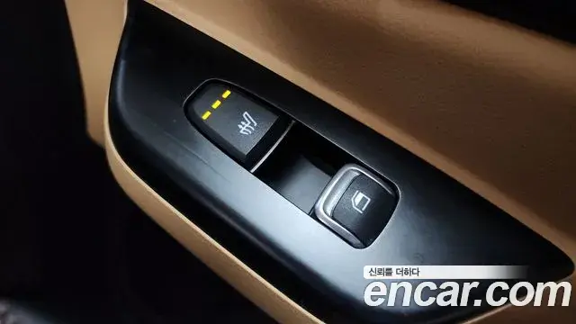 Kia Carnival 2022 — Фото 18/20