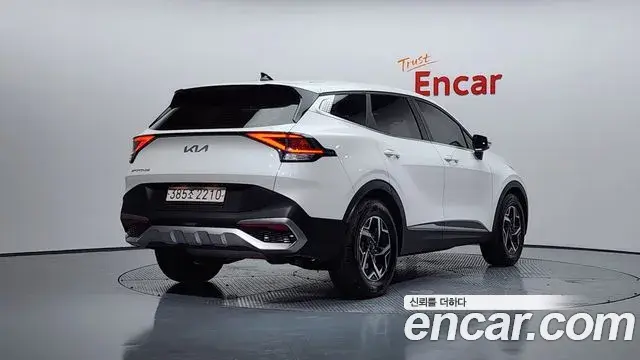 Kia Sportage 2022 — Şəkil 11/20