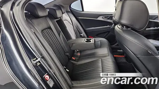 Genesis G70 2019 — ფოტო 5/20