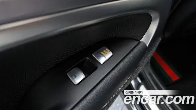 Genesis G70 2019 — ფოტო 11/20