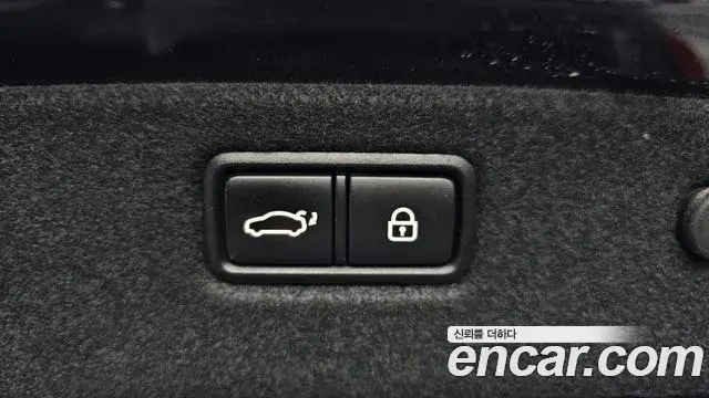 Genesis G70 2019 — ფოტო 12/20