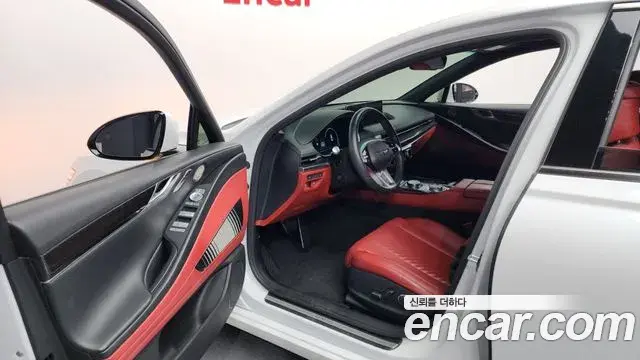 Genesis G80 2023 — Photo 2/20