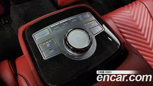Genesis G80 2023 — Photo 8/20