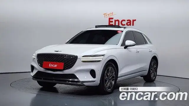 Genesis GV70 2022 — ფოტო 17/20