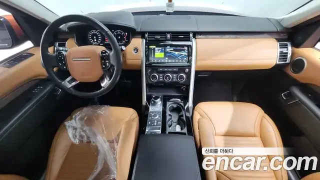 Land Rover Discovery 5 2019 — ფოტო 7/20