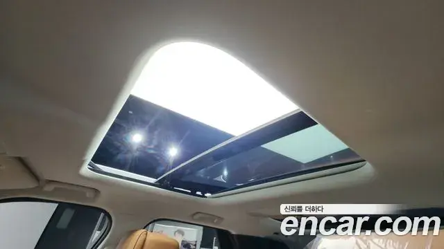 Land Rover Discovery 5 2019 — ფოტო 10/20