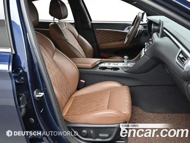 Genesis G70 2018 — Photo 12/20