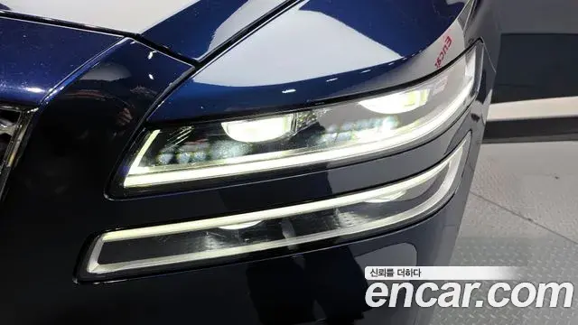 Genesis GV80 2020 — Şəkil 13/32