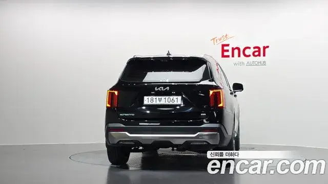 Kia Sorento 2023 — Şəkil 7/34