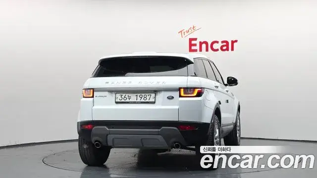 Land Rover Range Rover Evoque 2018 — ფოტო 22/32