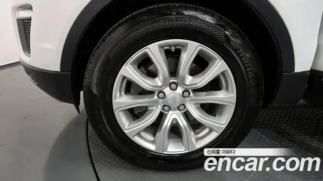 Land Rover Range Rover Evoque 2018 — ფოტო 12/32