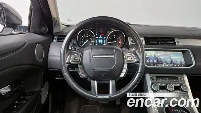 Land Rover Range Rover Evoque 2018 — ფოტო 25/32